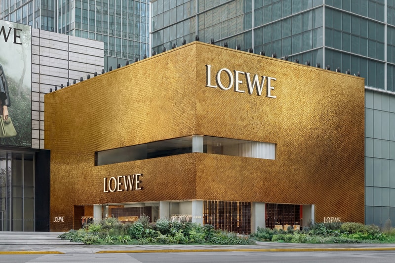 走进上海 CASA LOEWE 旗舰店 走进上海 CASA LOEWE 旗舰店