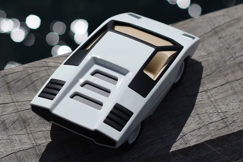 Playforever 新款 UFO Colomba 科幻概念跑車登场