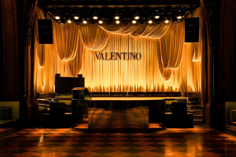 Valentino 举办 Women Live House 音乐派对 Valentino 举办 Women Live House 音乐派对