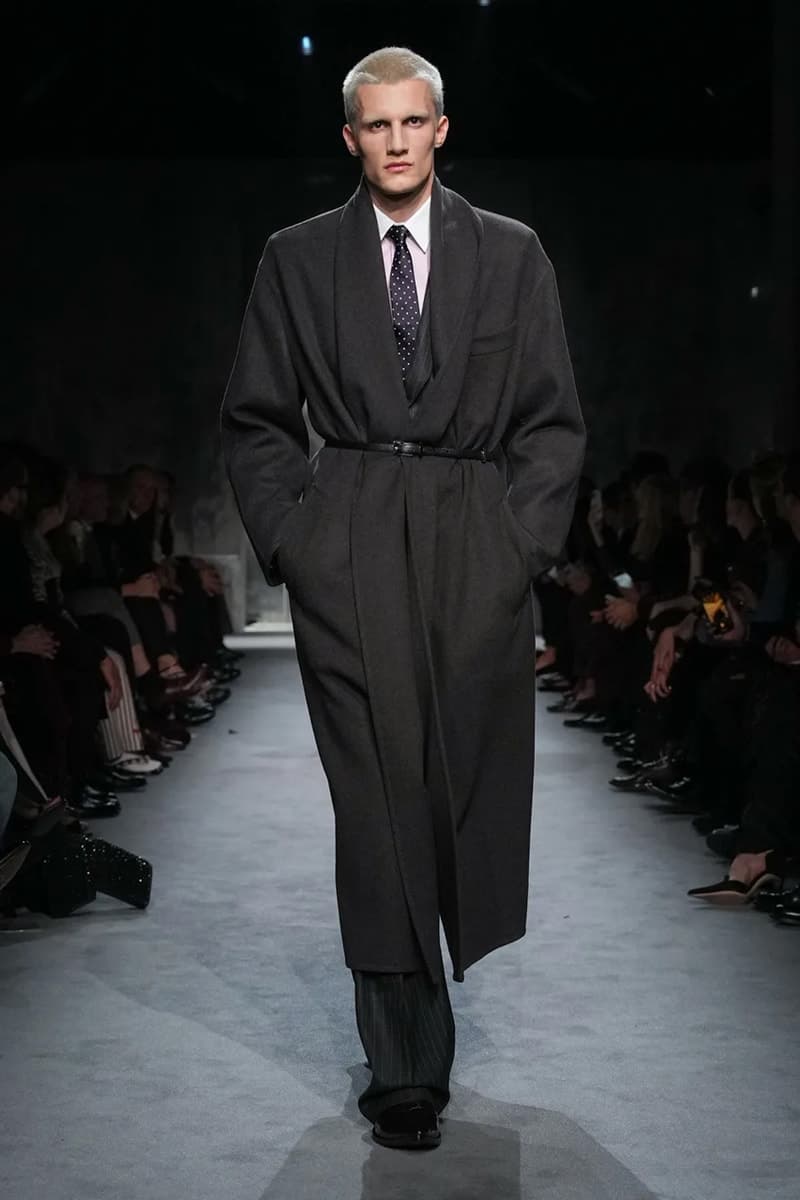 Haider Ackermann 接手 Tom Ford，最新秋冬大秀迎來華麗新篇章