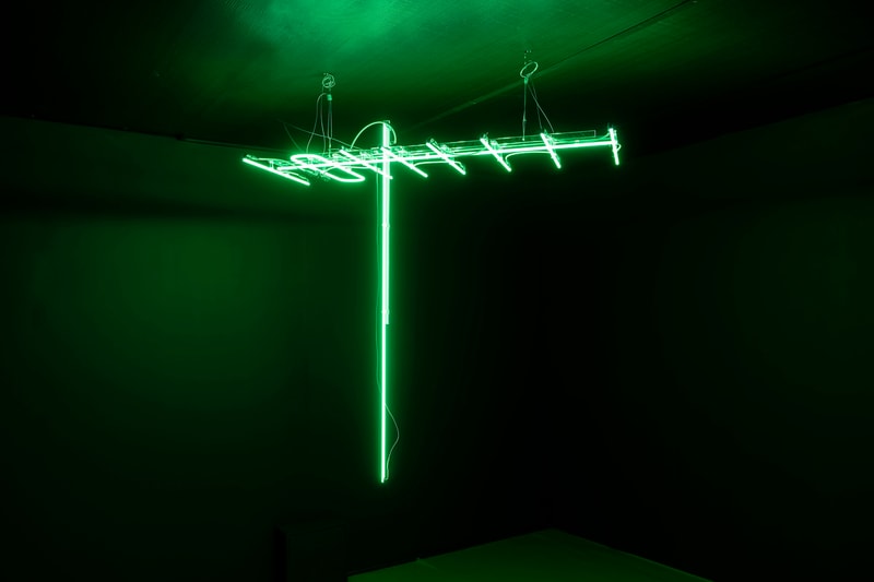 走进 UCCA Edge 全新「Ahmed Mater: Antenna」艺术展览