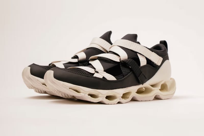 Mizuno Sportstyle 推出全新 Wave Prophecy Strap 涼鞋