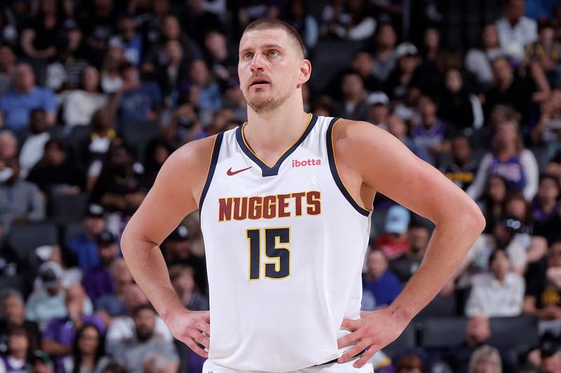 歷史第三人！Nikola Jokić 達成單季場均大三元成就