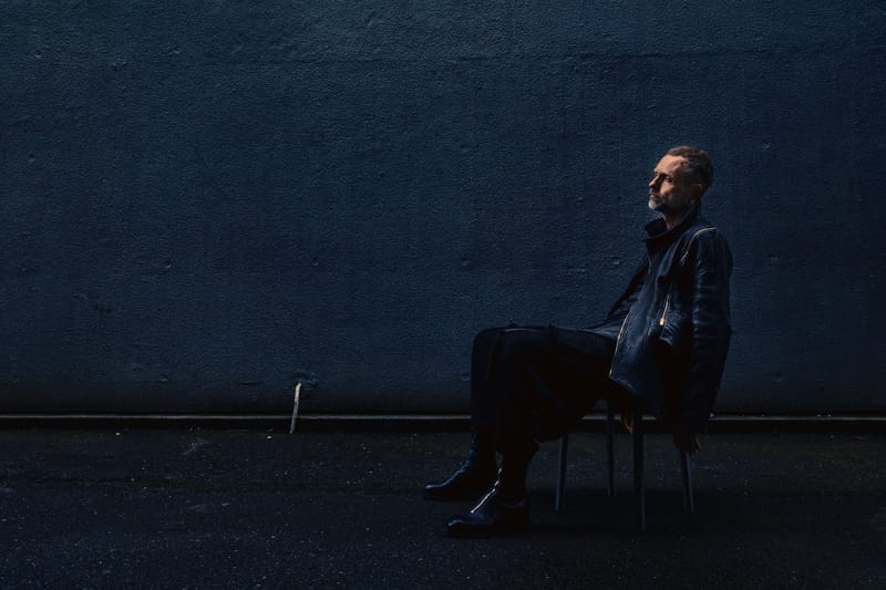 VENIA 发布 2025 春夏系列「When You Were There」