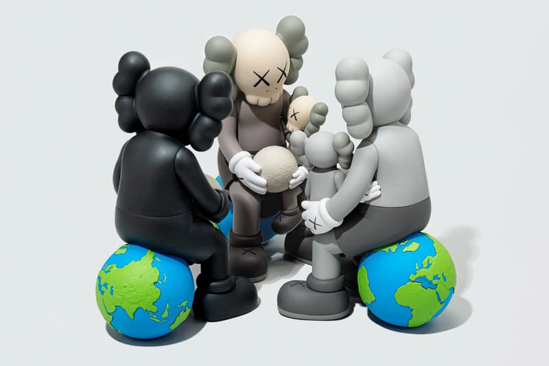 《KAWS:HOLIDAY》泰国站限量系列完整揭晓