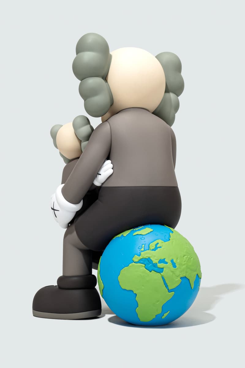 《KAWS:HOLIDAY》泰国站限量系列完整揭晓