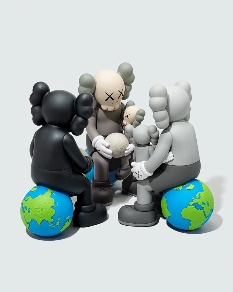 《KAWS:HOLIDAY》泰国站限量系列完整揭晓