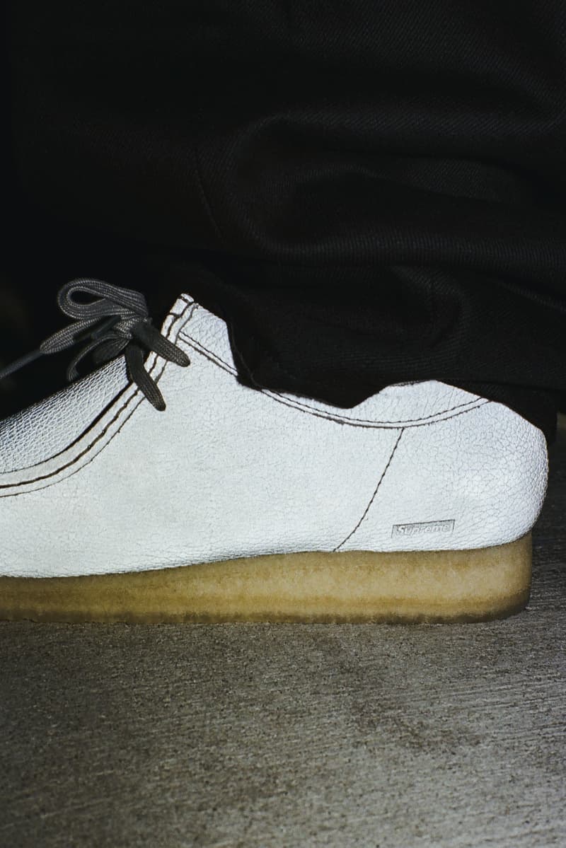 Supreme 带来定制款 Clarks Originals Wallabee