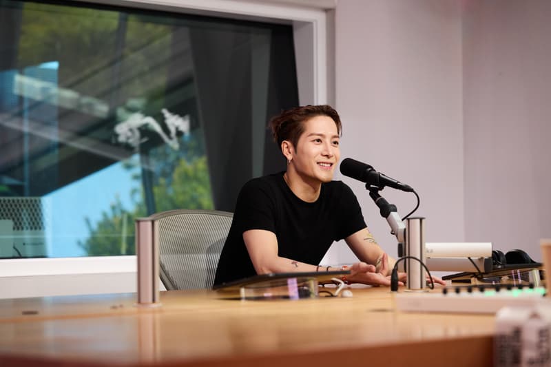 王嘉尔登上 Apple Music 1 电台，分享新专辑《MAGICMAN 2》背后故事