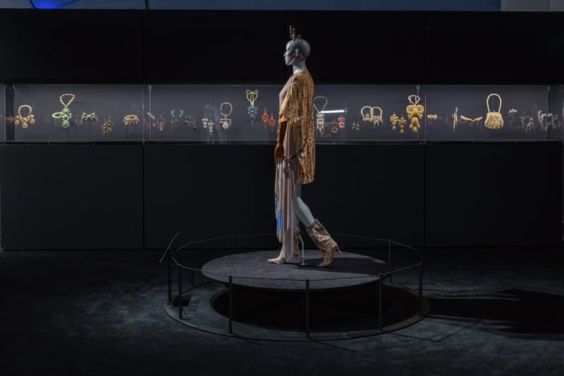 Vivienne Westwood《她和她的珠宝展》品牌巡回展开启上海站