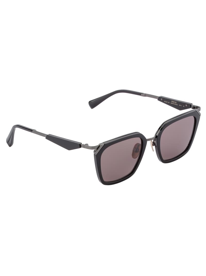 溥仪眼镜三度联手 YOHJI YAMAMOTO 打造太阳眼镜系列