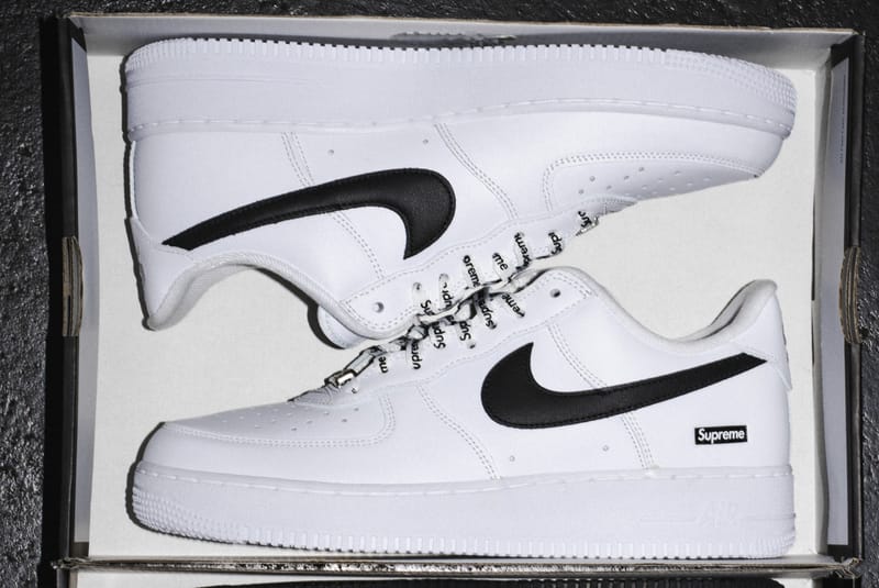 Supreme 与 Nike® 合作推出定制款 Air Force 1 Low