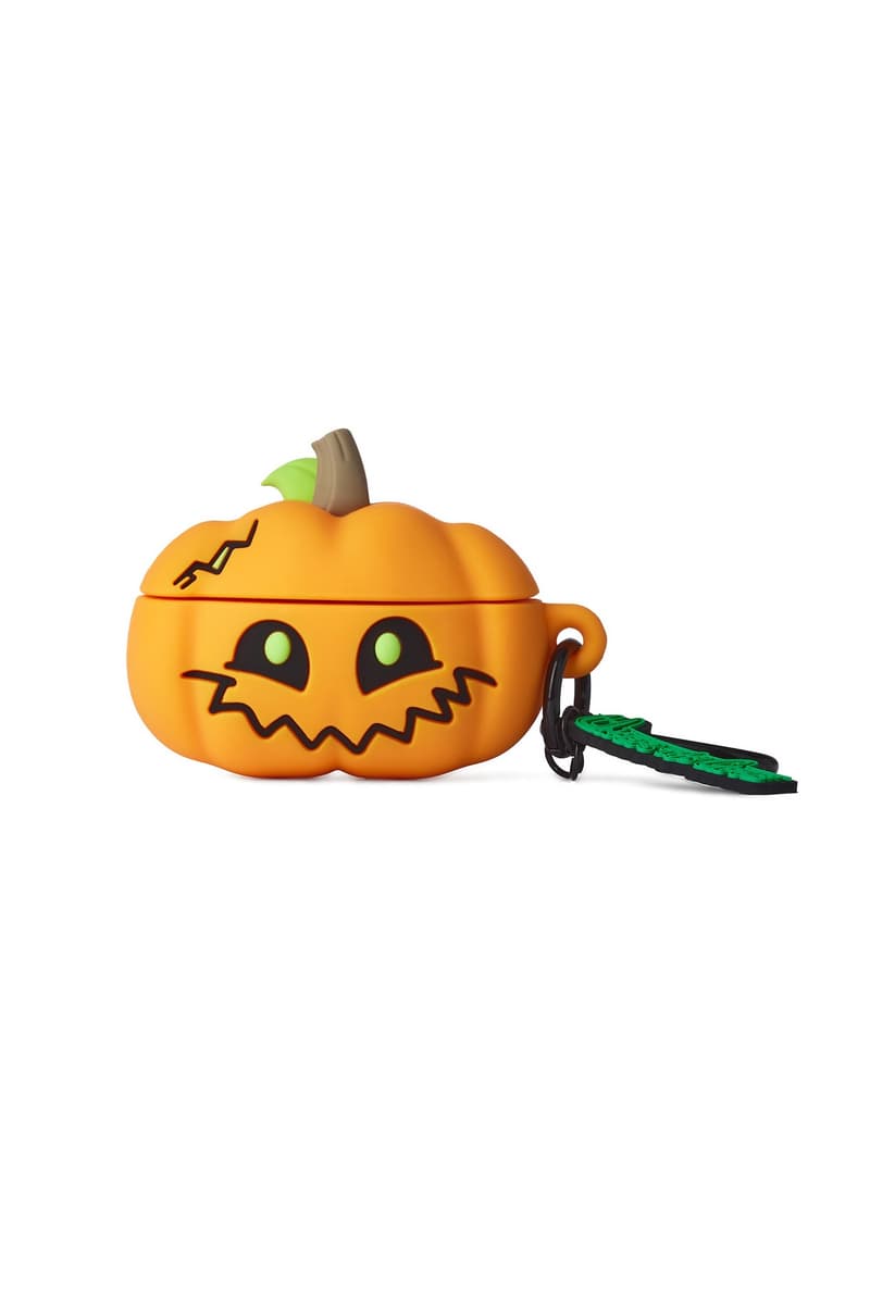 UNDER THE CASTLE 曼谷站限定周边系列登场