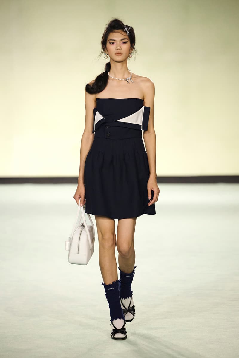 SHUSHU/TONG 2026 春夏系列登场