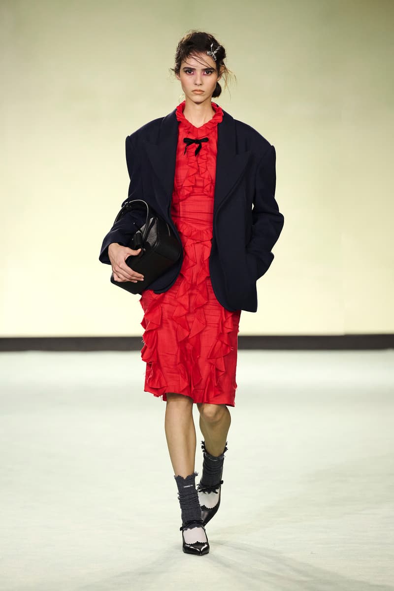 SHUSHU/TONG 2026 春夏系列登场