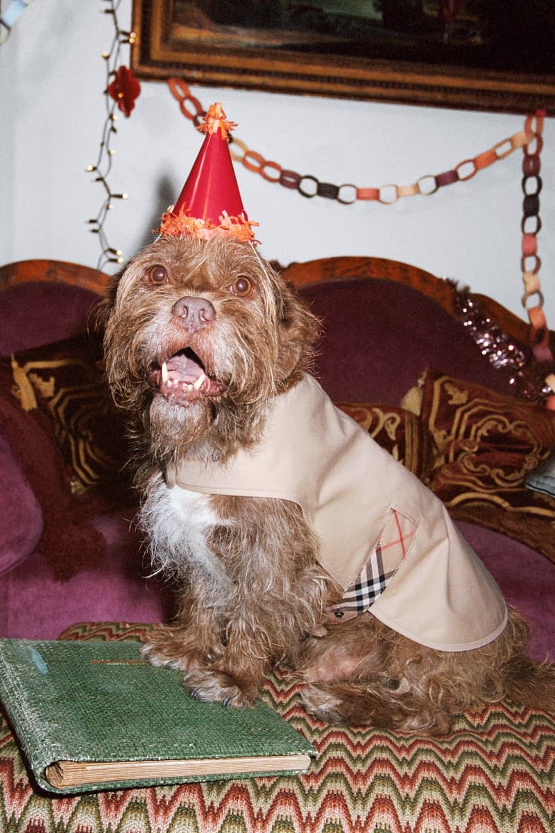 Burberry 呈献 2025 全新大片《佳节「骑」遇》