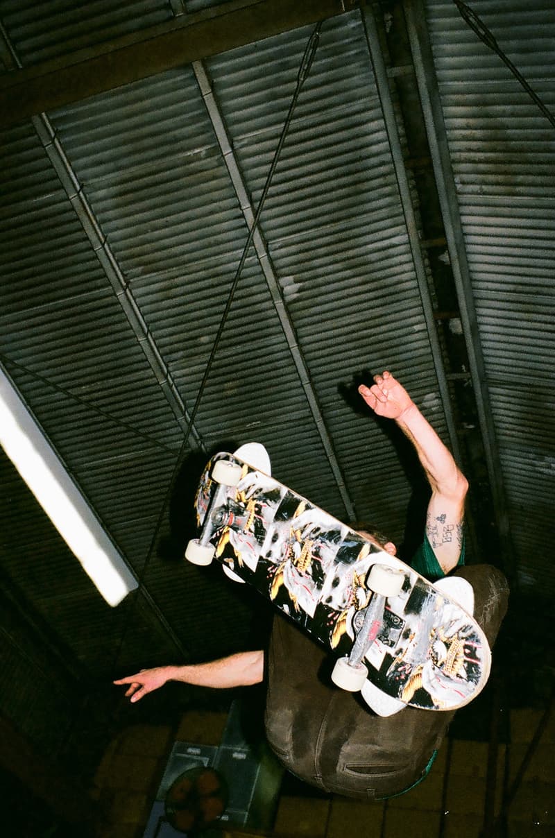 Supreme 与 ANTIHERO® 携手推出 2025 年秋季联名系列