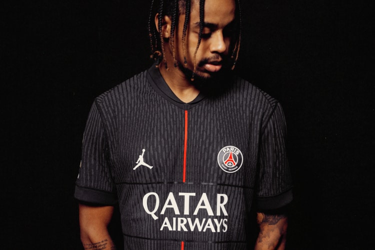 Paris Saint-Germain 携手 Jordan Brand 发布 25-26 赛季第四球衣套装