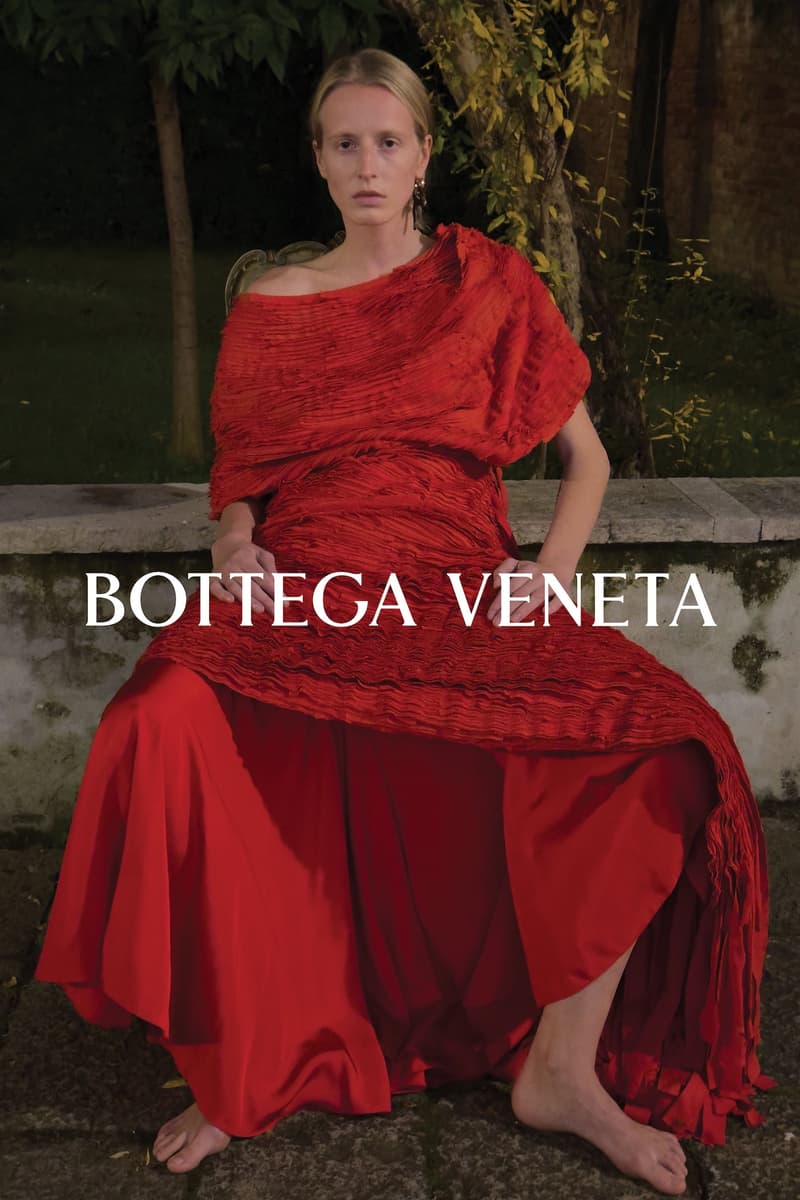 Bottega Veneta 携 Juergen Teller 发布 2026 夏季大片