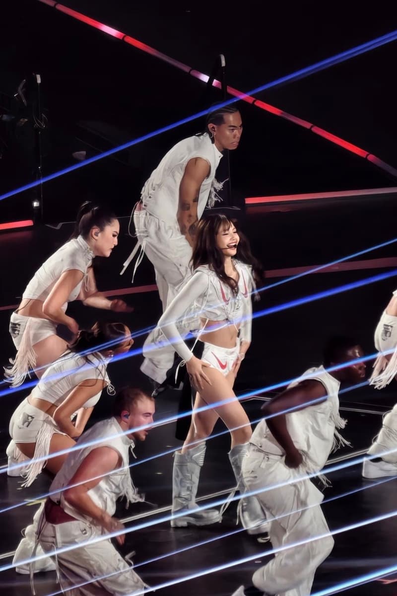 EMPTY BEHAVIOR 为 Lisa 打造世界巡演专属定制鞋款