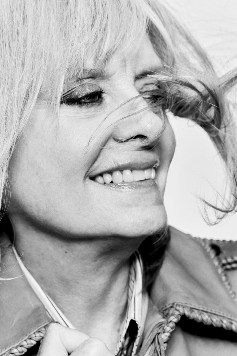 Burberry 呈献 2026 夏季系列广告大片