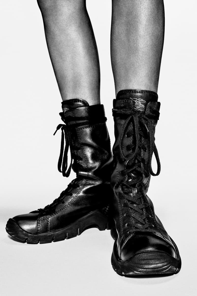 Burberry 呈献 2026 夏季系列广告大片