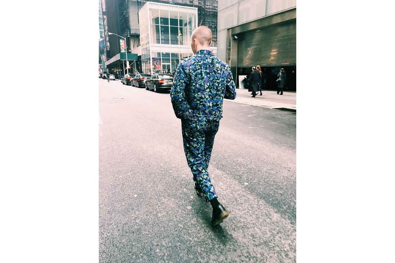supreme washed regular jeans floral