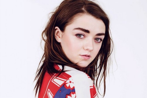 Maisie Williams Calls Out The Daily Mail On Twitter For Sexist Braless Maisie Williams Calls Out The Daily Mail On Twitter For Sexist Braless