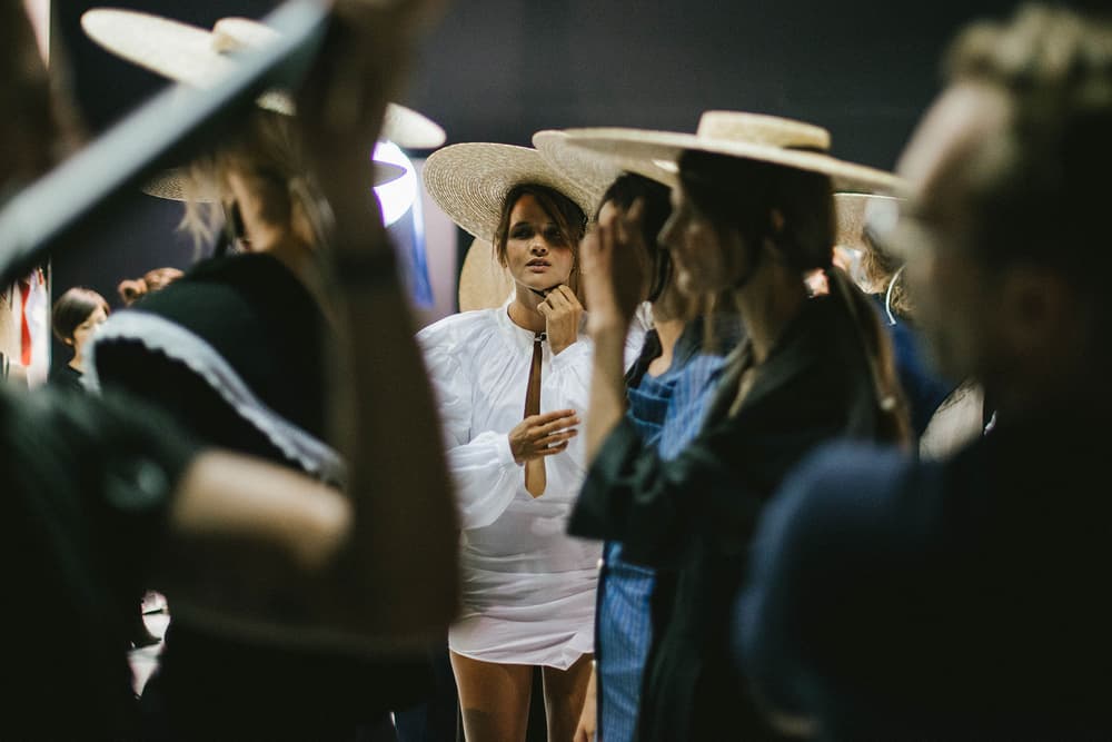 backstage jacquemus paris fashion week 2016 pfw behind the scenes bts