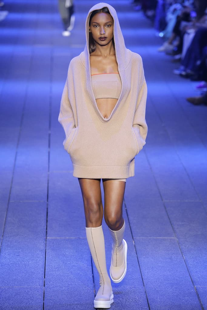 DKNY NYFW 2017 Spring Summer