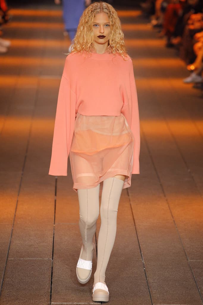 DKNY NYFW 2017 Spring Summer