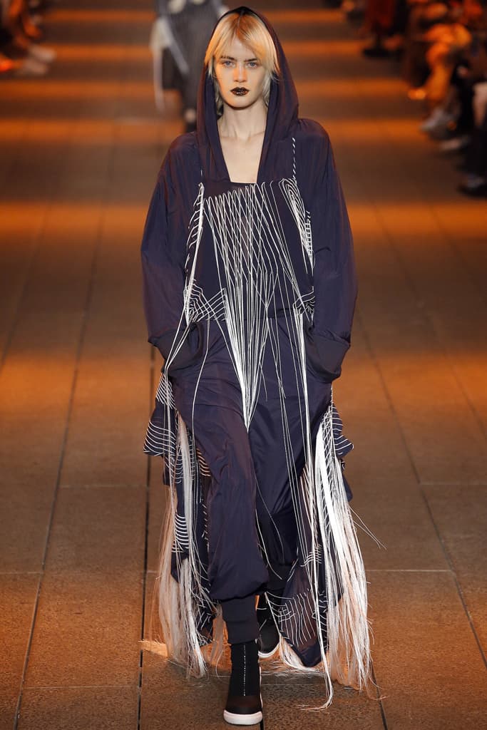 DKNY NYFW 2017 Spring Summer