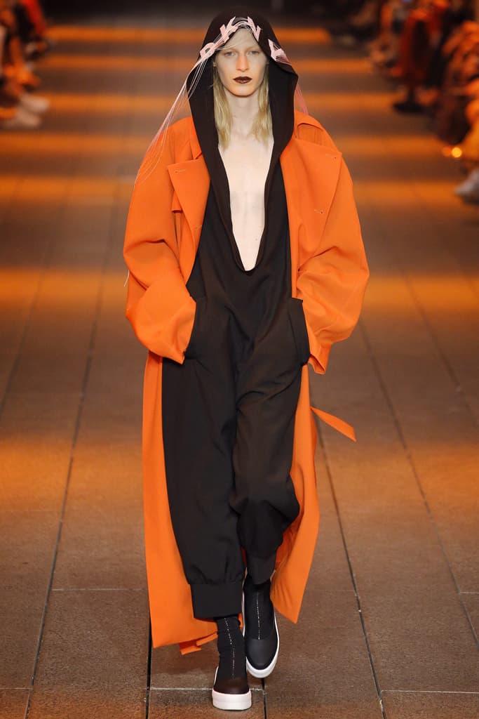DKNY NYFW 2017 Spring Summer