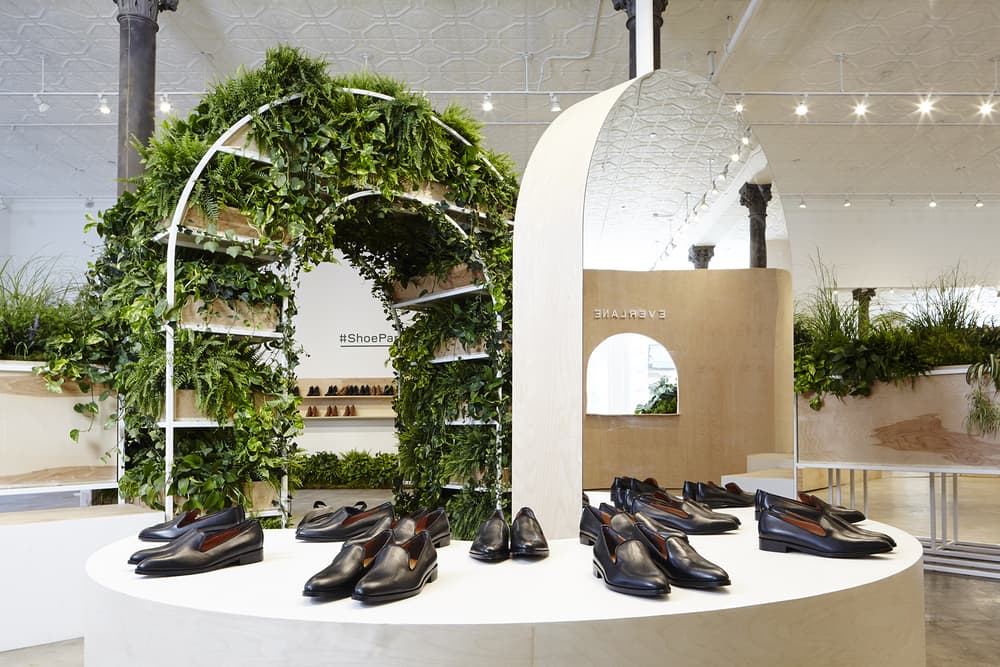 everlane shoe park nyc new york city urban oasis pop up glossier balm dotcom blue bottle coffee