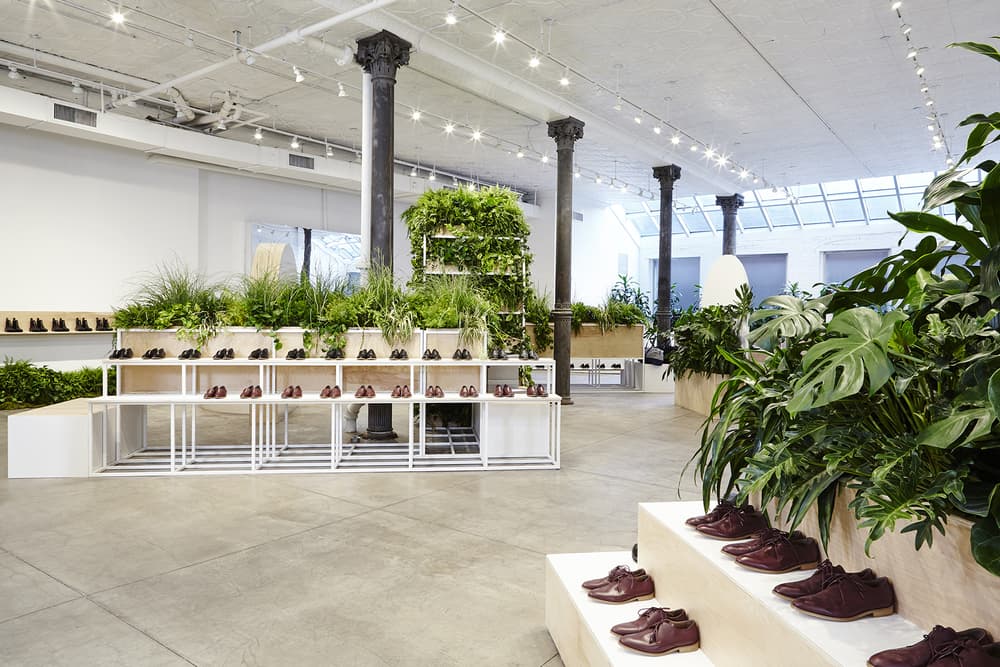 everlane shoe park nyc new york city urban oasis pop up glossier balm dotcom blue bottle coffee