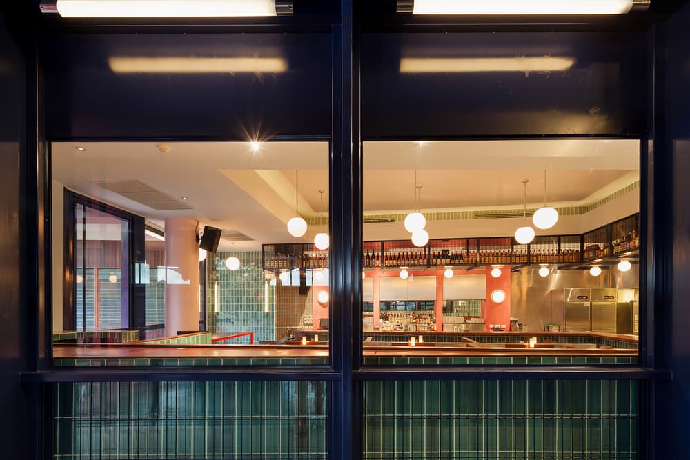 hong kong little bao bangkok thailand restaurant diner burgers interior design