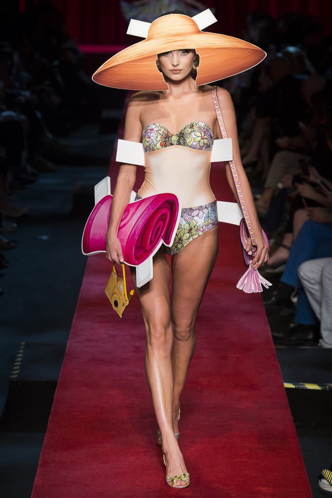 Moschino Milan Fashion Week 2017 Spring Summer