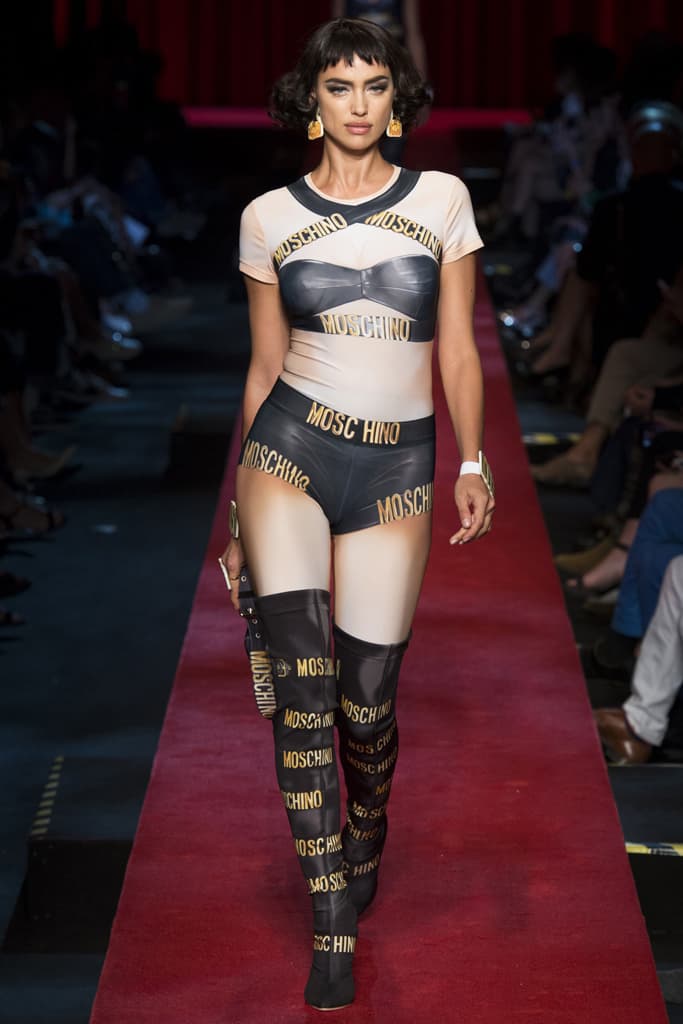 Moschino Milan Fashion Week 2017 Spring Summer