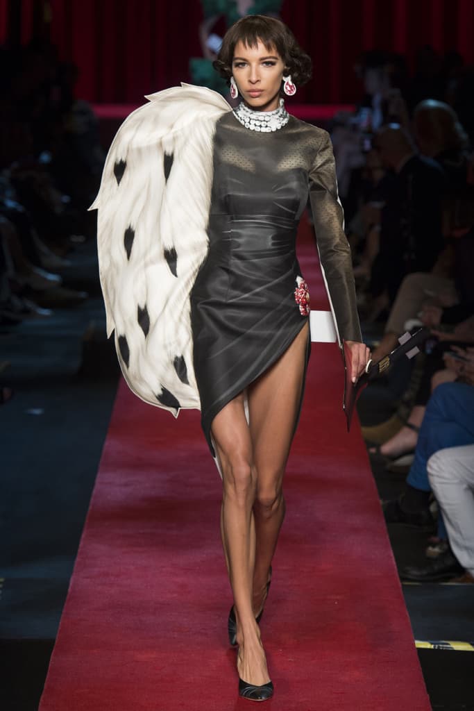 Moschino Milan Fashion Week 2017 Spring Summer