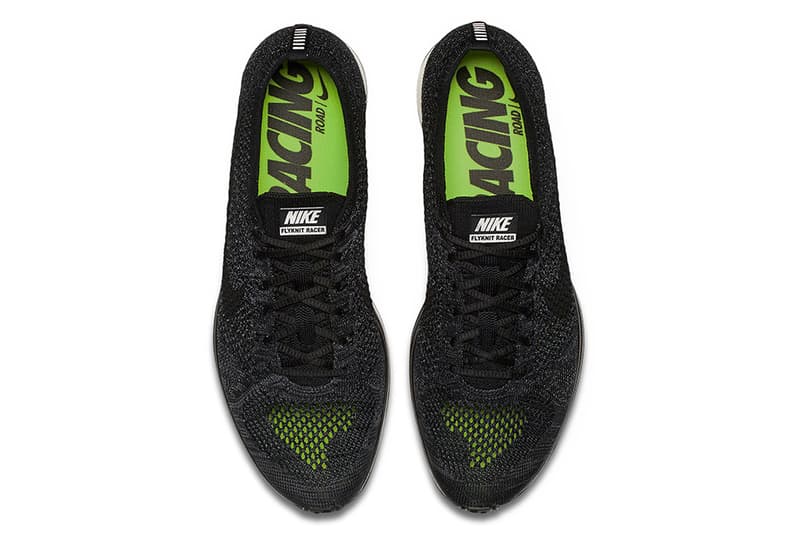 Nike Flyknit Racer Blackout