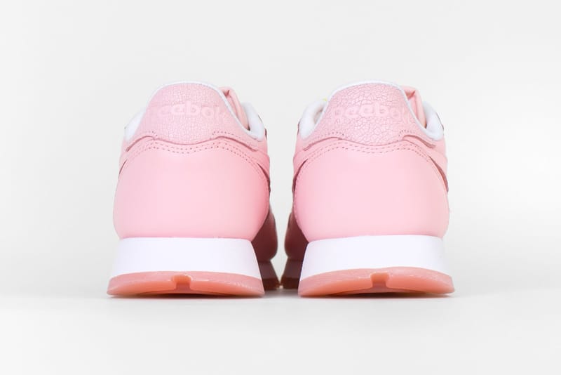 reebok face stockholm pink