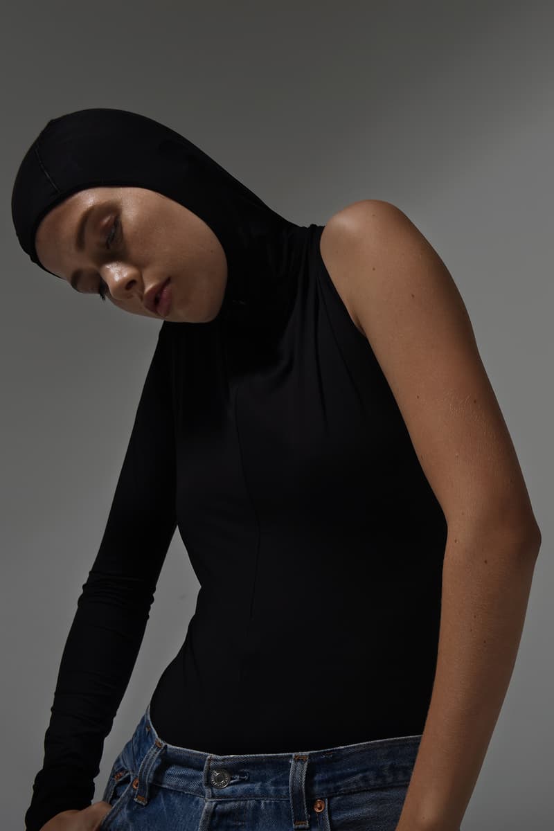 42I54 Elodie Ouedraogo Olivia Borlee 2008 beijing olympics sportswear activewear workout