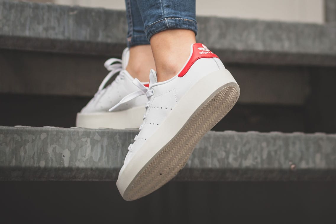 adidas stan smith collegiate red