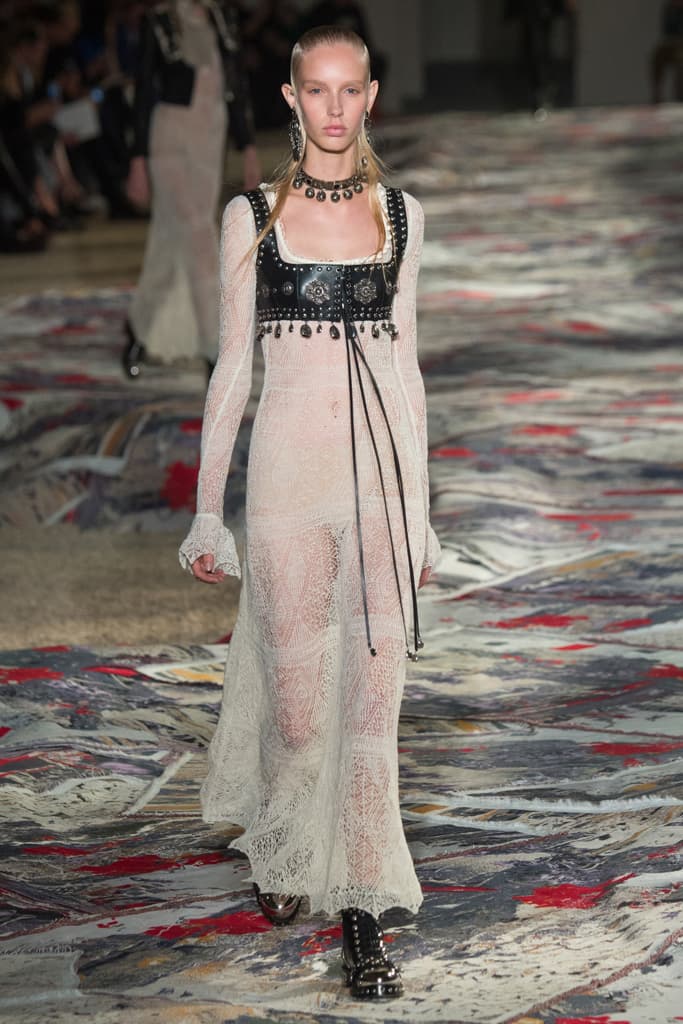 Alexander McQueen Paris Fashion Week 2017 Spring Summer