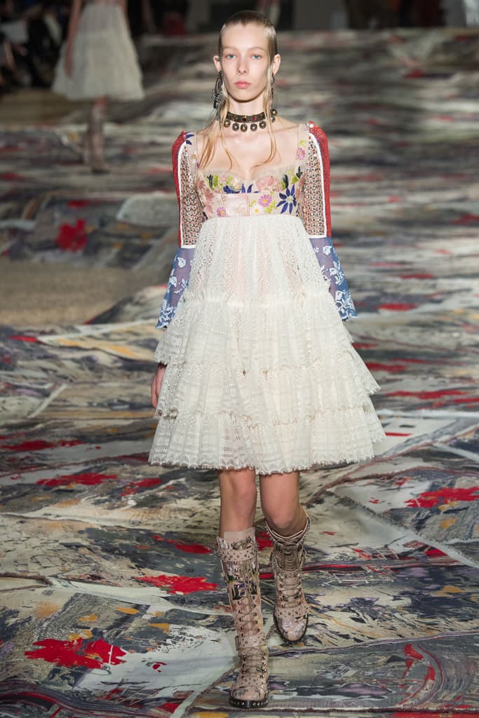 Alexander McQueen Paris Fashion Week 2017 Spring Summer