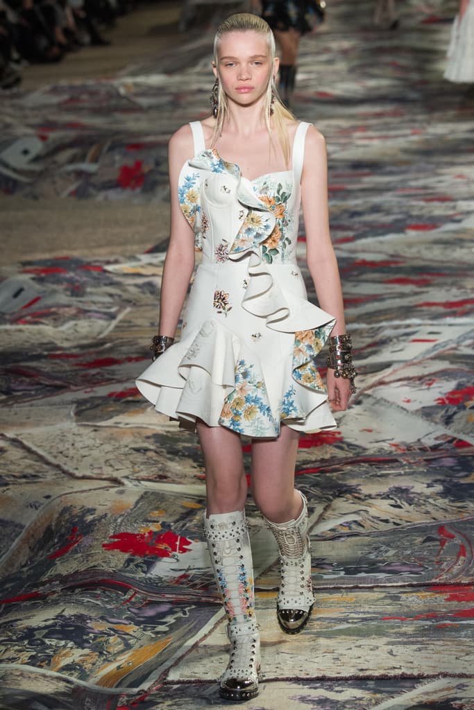 Alexander McQueen Paris Fashion Week 2017 Spring Summer