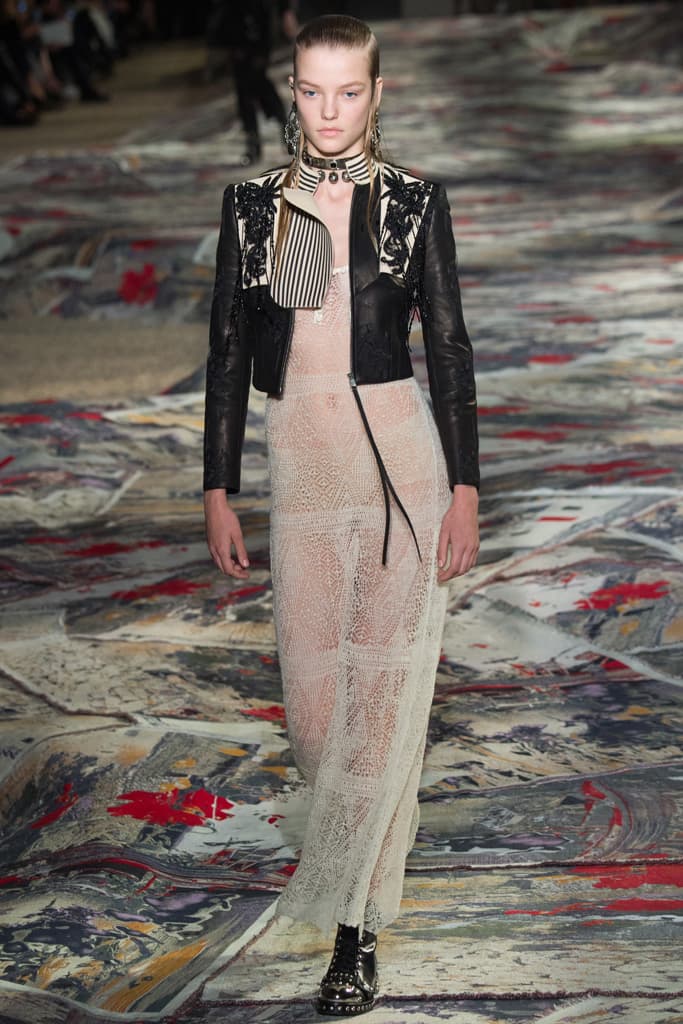 Alexander McQueen Paris Fashion Week 2017 Spring Summer