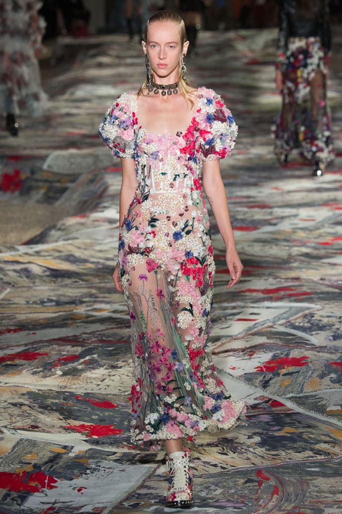 Alexander McQueen Paris Fashion Week 2017 Spring Summer