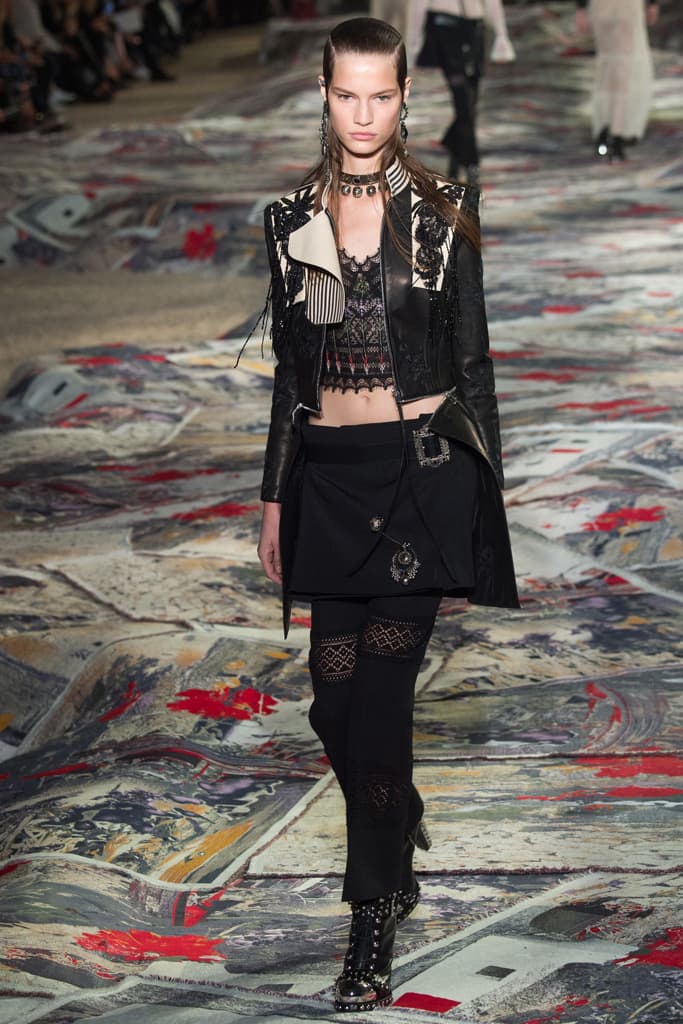 Alexander McQueen Paris Fashion Week 2017 Spring Summer