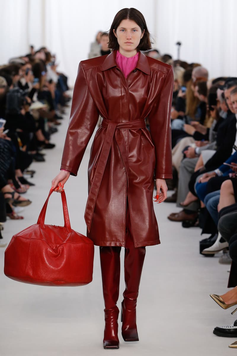 demna gvasalia balenciaga paris fashion week runway spring summer 2017